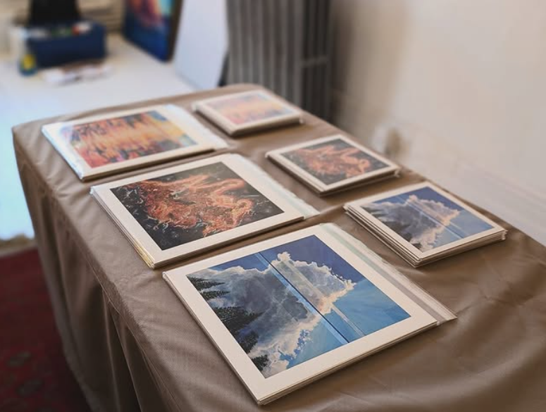 Artwork inset